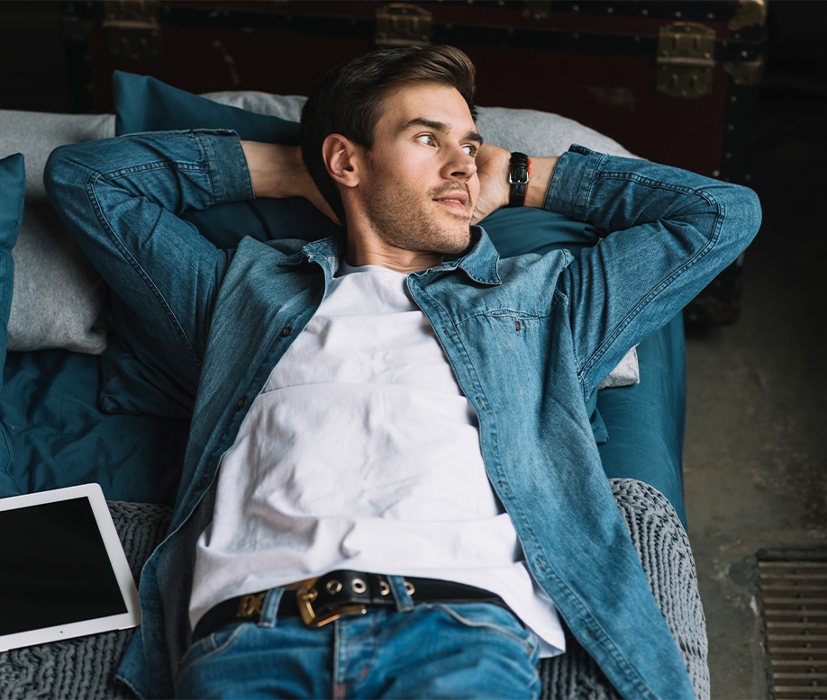 Lightweight Fabrics and Breezy Outfits for Ultimate Comfort